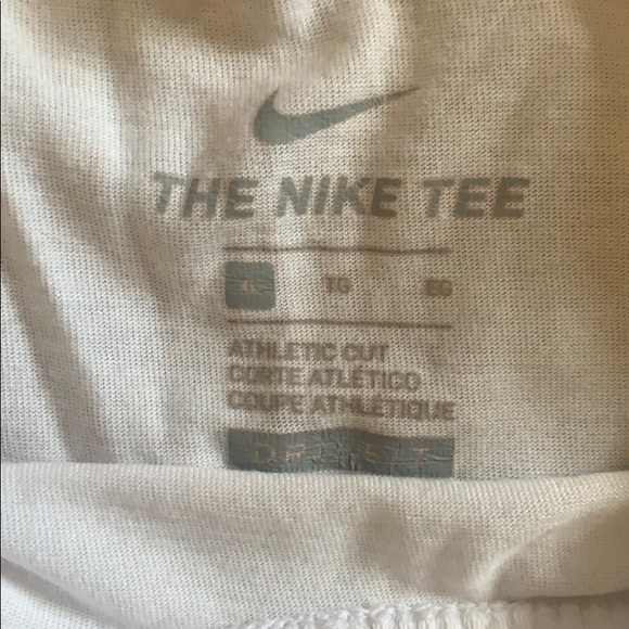 Nike tee size XL - Picture 4 of 4